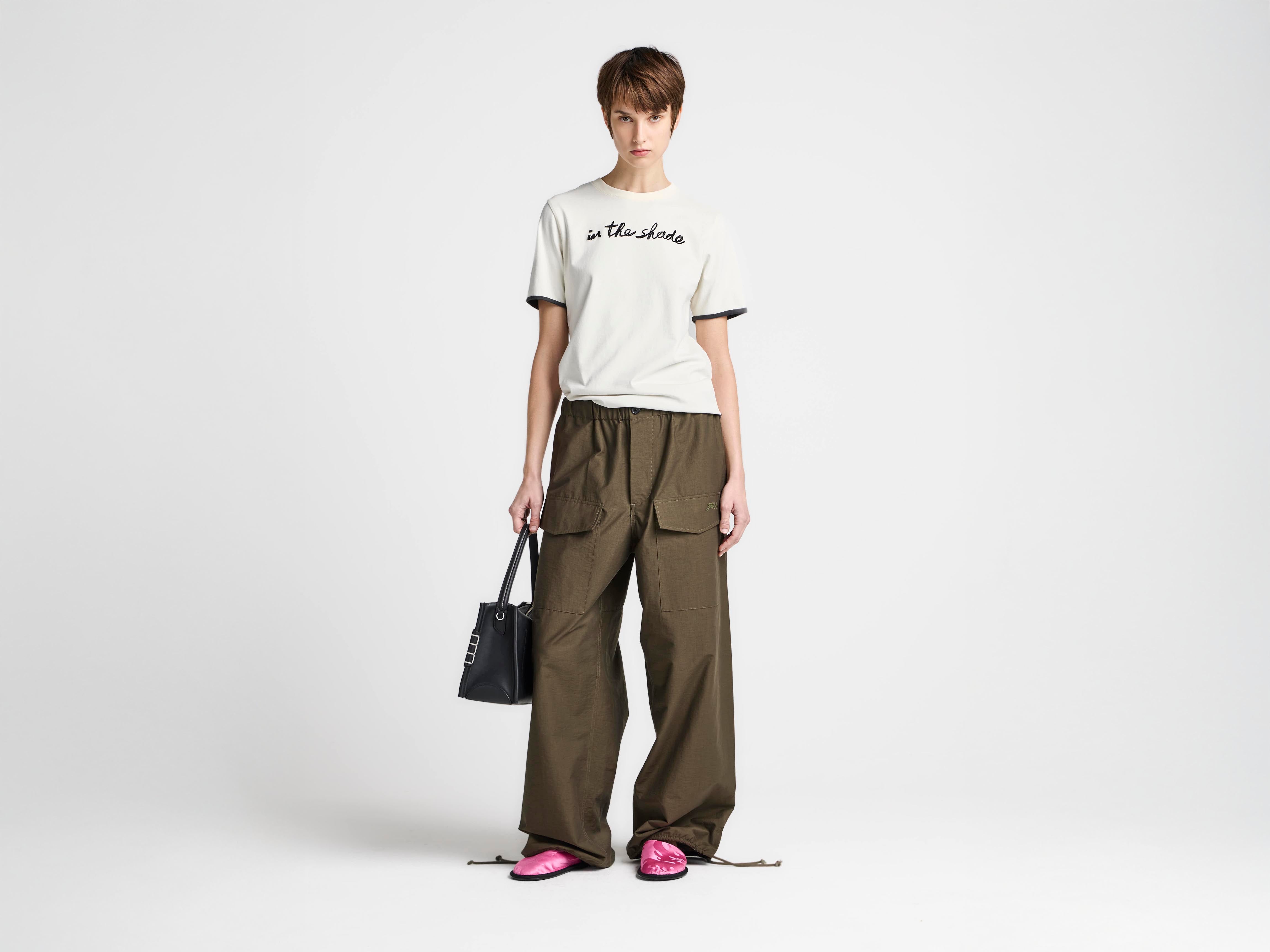WOMENS PARACHUTE TRACK PANTS IN MILITARY GREEN in MILITARY GREEN