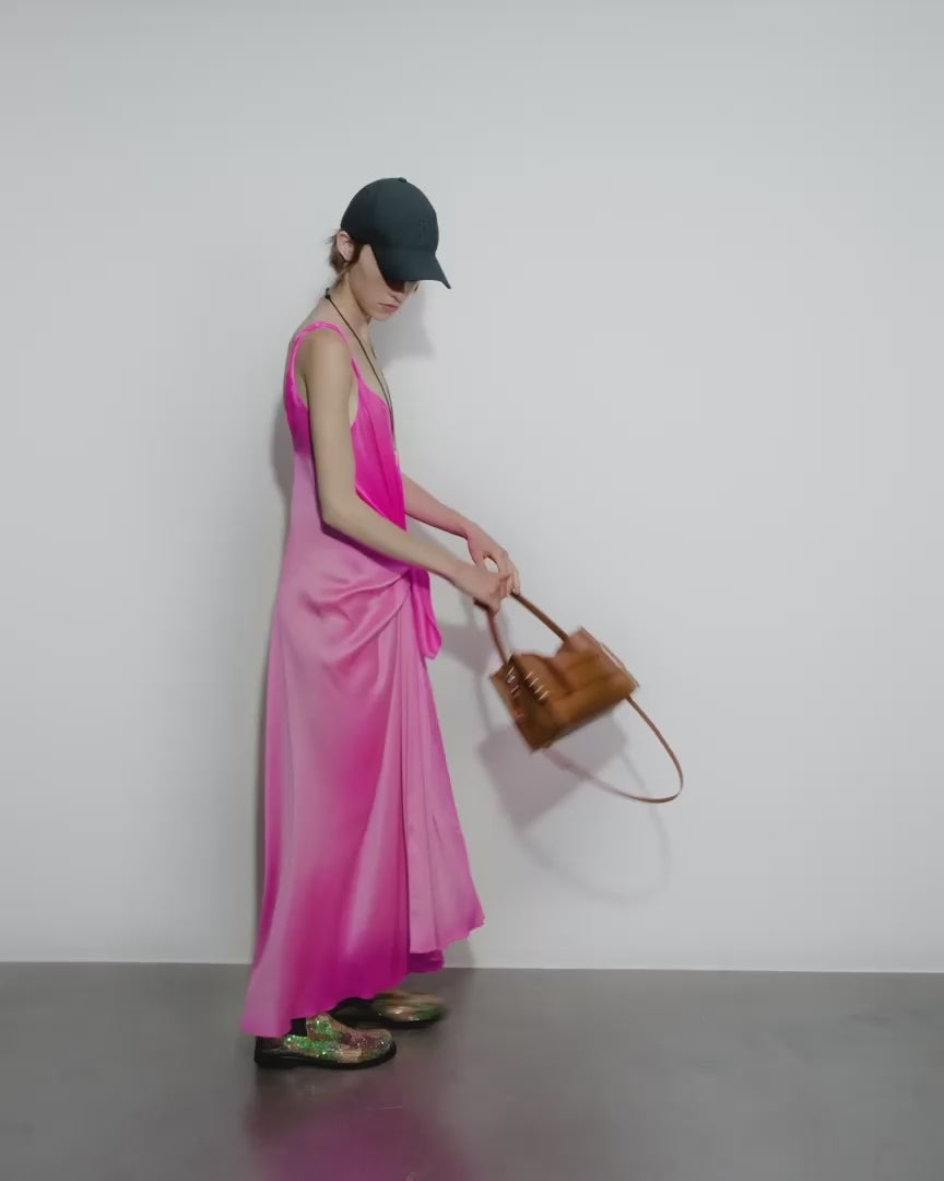 JWANDERSON ガッキー着用 JW Anderson Official Site : Luxury Bags, Ready-To-Wear, Shoes